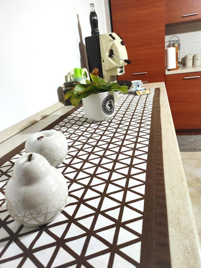 Dadilo - Casa Vacanza & Bed And Breakfast คอนตูร์ซี ภายนอก รูปภาพ