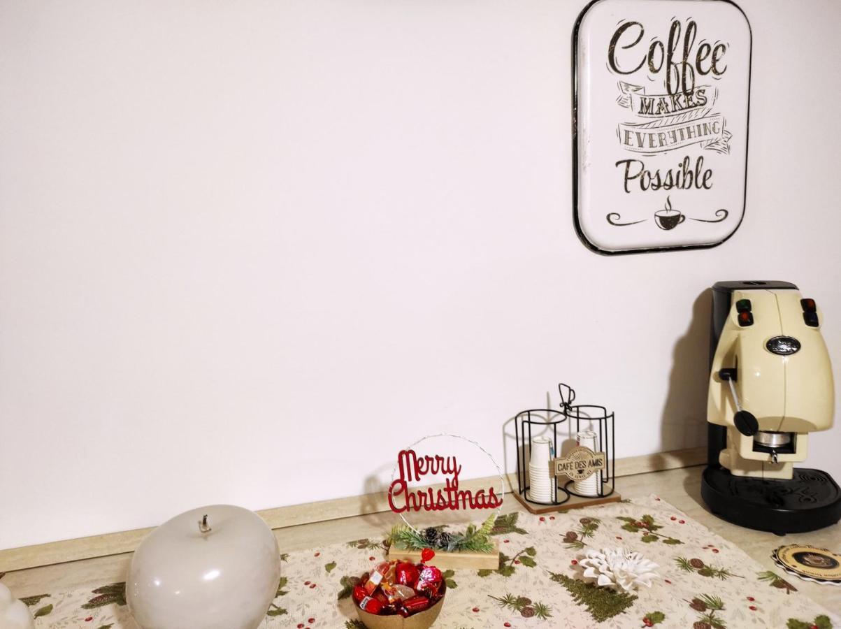Dadilo - Casa Vacanza & Bed And Breakfast คอนตูร์ซี ภายนอก รูปภาพ